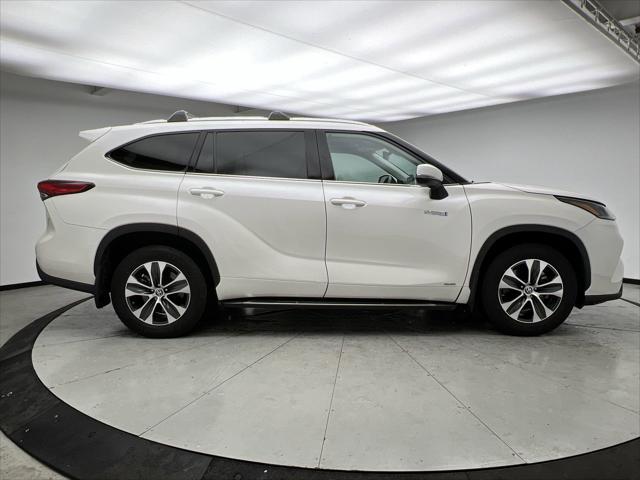 used 2021 Toyota Highlander Hybrid car, priced at $35,249