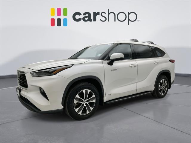 used 2021 Toyota Highlander Hybrid car, priced at $35,249