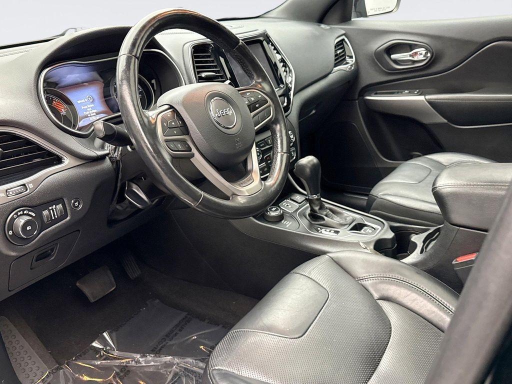 used 2020 Jeep Cherokee car, priced at $21,348