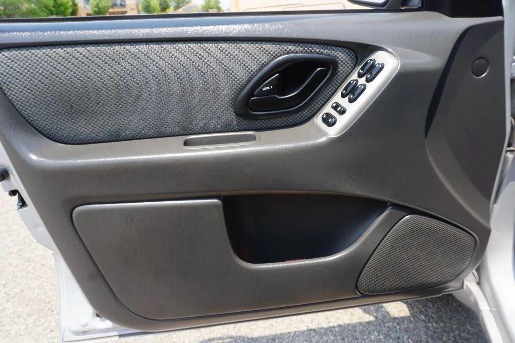 used 2007 Ford Escape Hybrid car, priced at $6,484