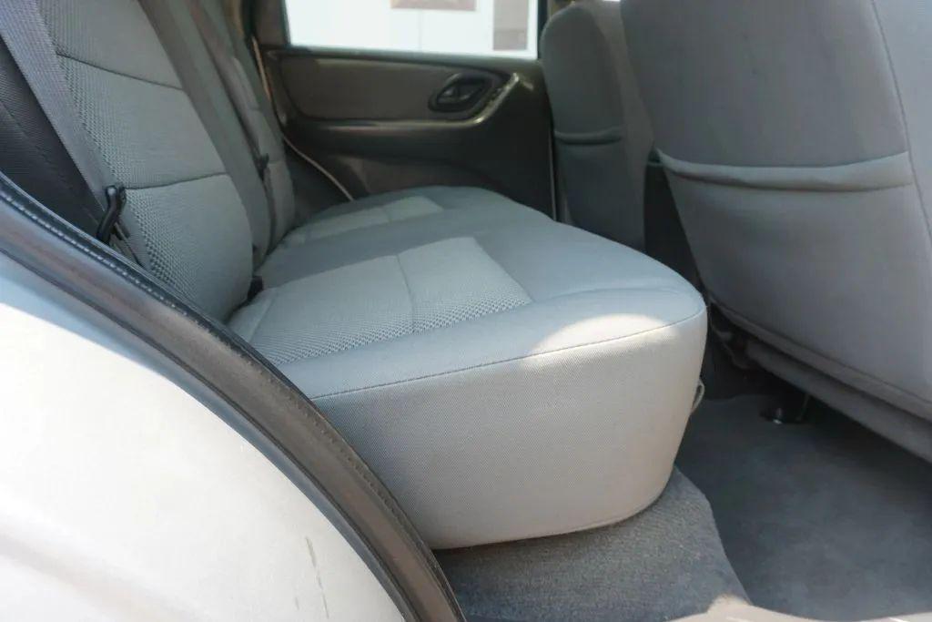 used 2007 Ford Escape Hybrid car, priced at $6,484
