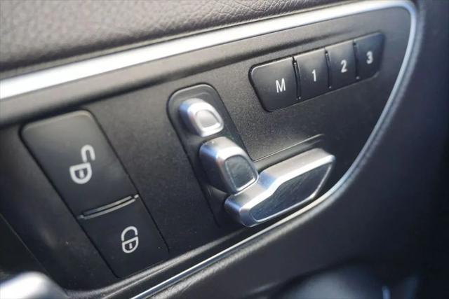 used 2020 Mercedes-Benz GLA 250 car, priced at $16,484
