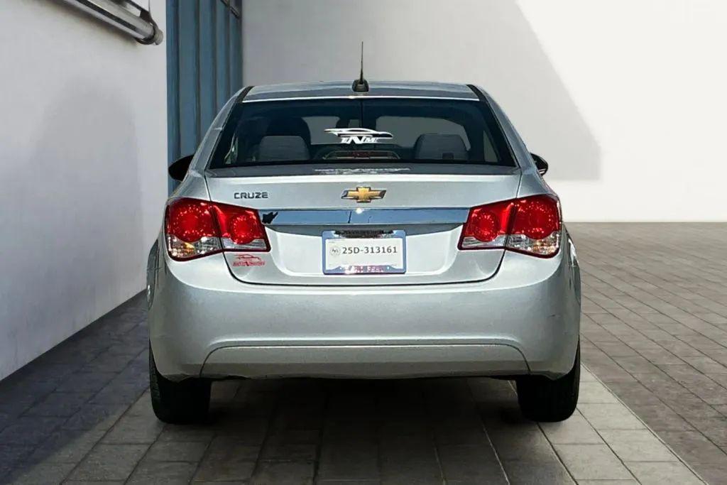 used 2016 Chevrolet Cruze Limited car, priced at $9,984