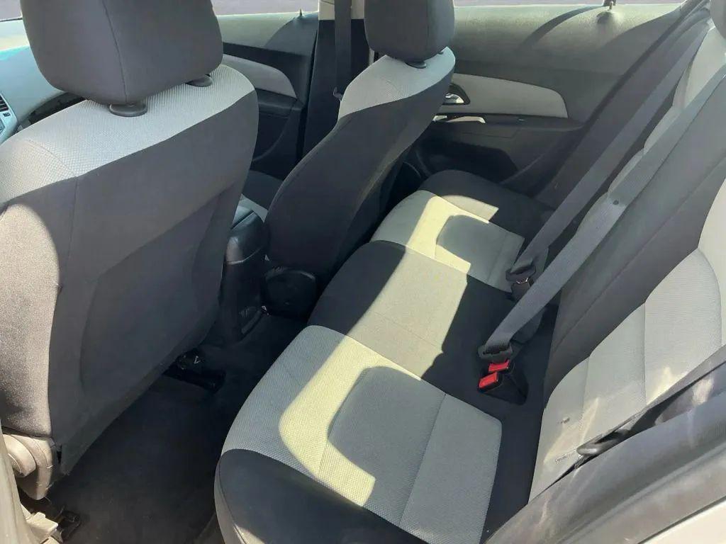 used 2016 Chevrolet Cruze Limited car, priced at $9,984