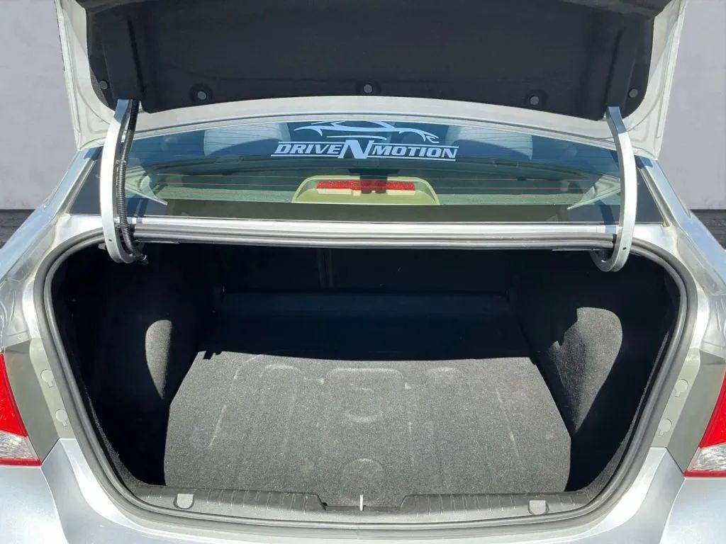 used 2016 Chevrolet Cruze Limited car, priced at $9,984