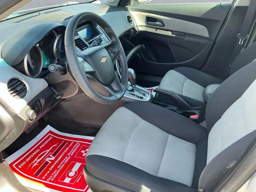 used 2016 Chevrolet Cruze Limited car, priced at $9,984