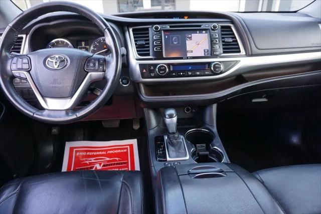 used 2015 Toyota Highlander car, priced at $17,984