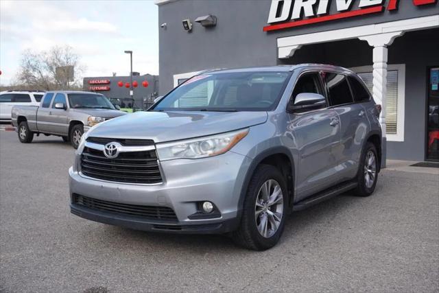 used 2015 Toyota Highlander car, priced at $17,984