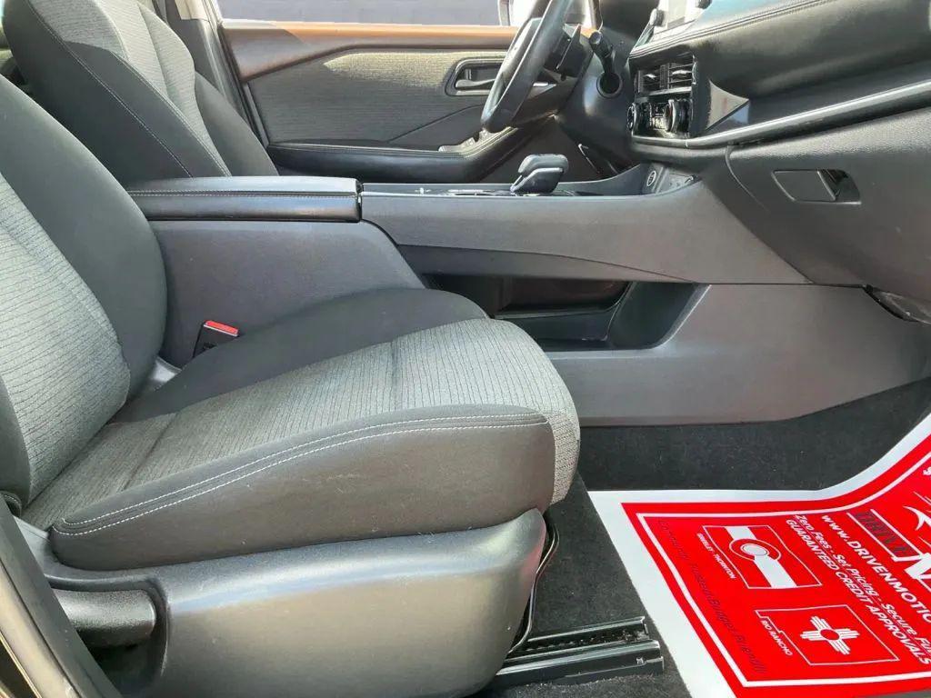 used 2021 Nissan Rogue car, priced at $19,984