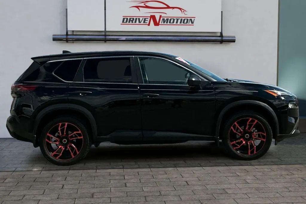 used 2021 Nissan Rogue car, priced at $19,984
