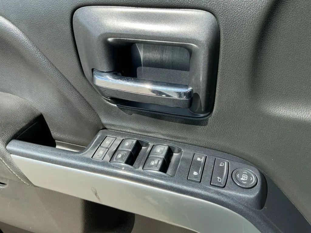 used 2018 Chevrolet Silverado 1500 car, priced at $21,984