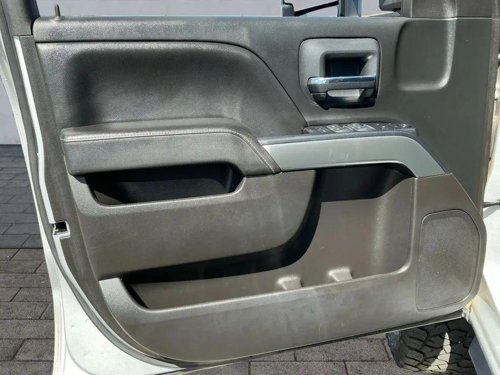 used 2018 Chevrolet Silverado 1500 car, priced at $21,984