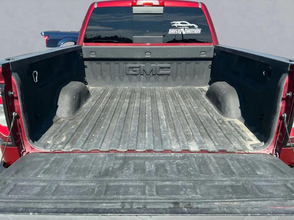 used 2018 GMC Sierra 1500 car, priced at $28,484