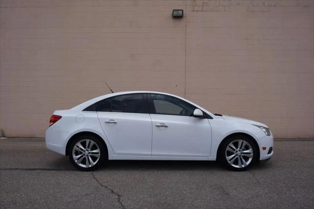 used 2014 Chevrolet Cruze car, priced at $9,984