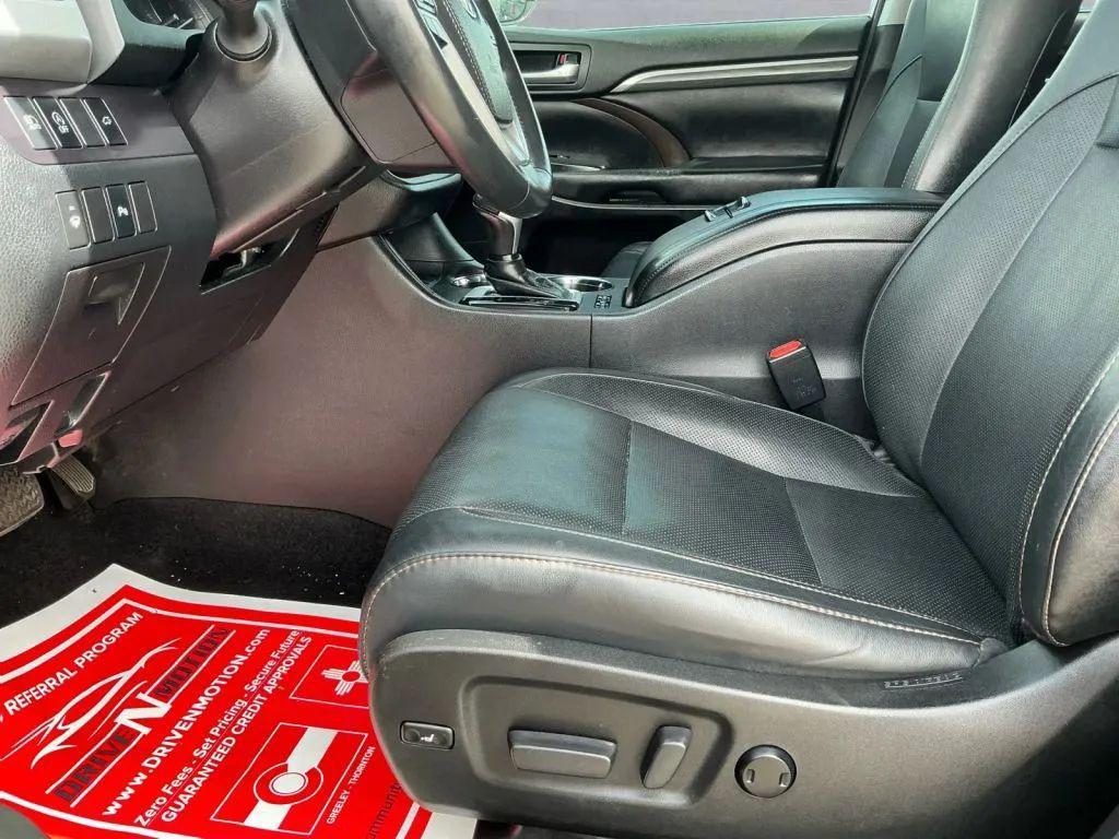 used 2018 Toyota Highlander car, priced at $24,984