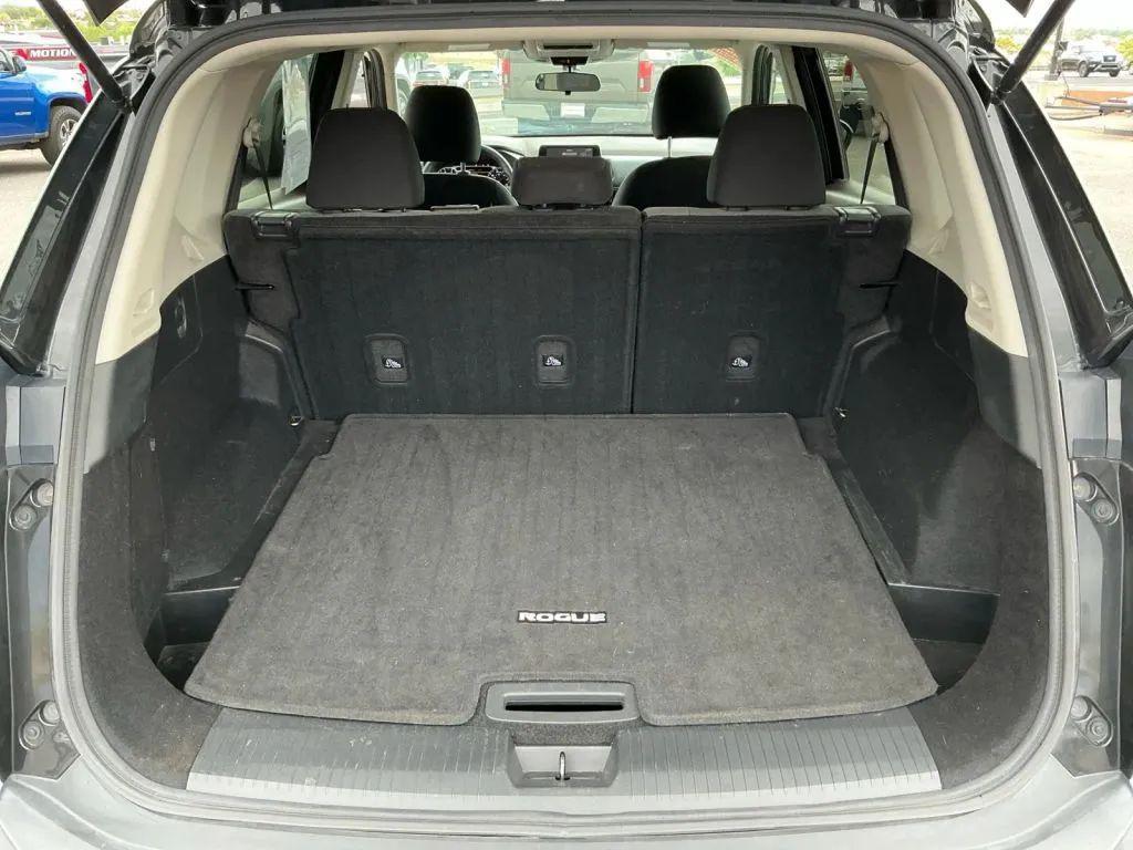 used 2021 Nissan Rogue car, priced at $17,984