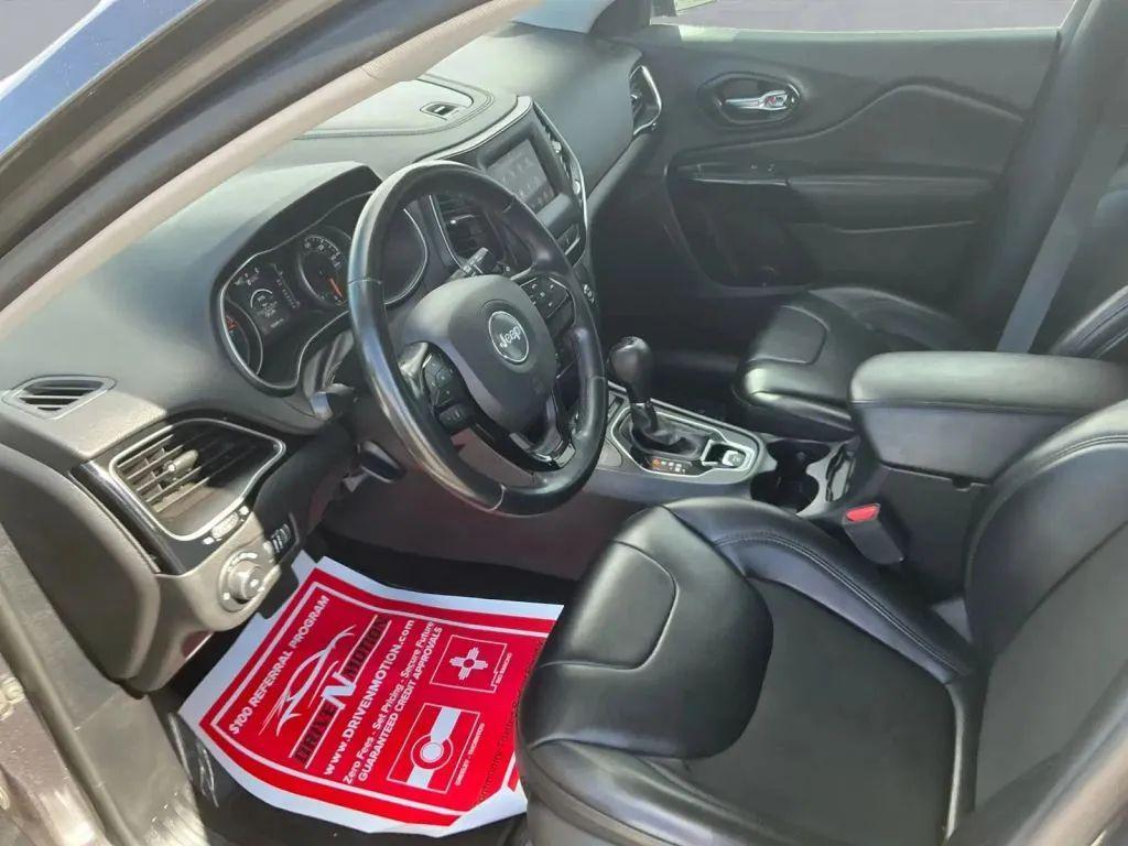 used 2021 Jeep Cherokee car, priced at $17,484