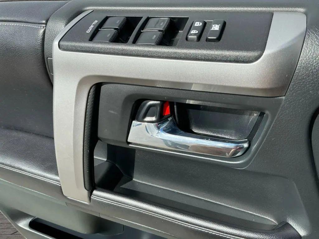 used 2016 Toyota 4Runner car, priced at $27,471