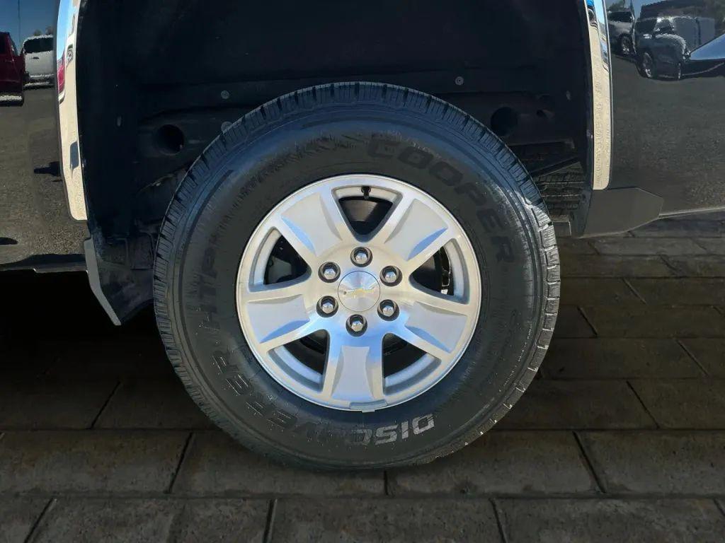 used 2018 Chevrolet Silverado 1500 car, priced at $24,984