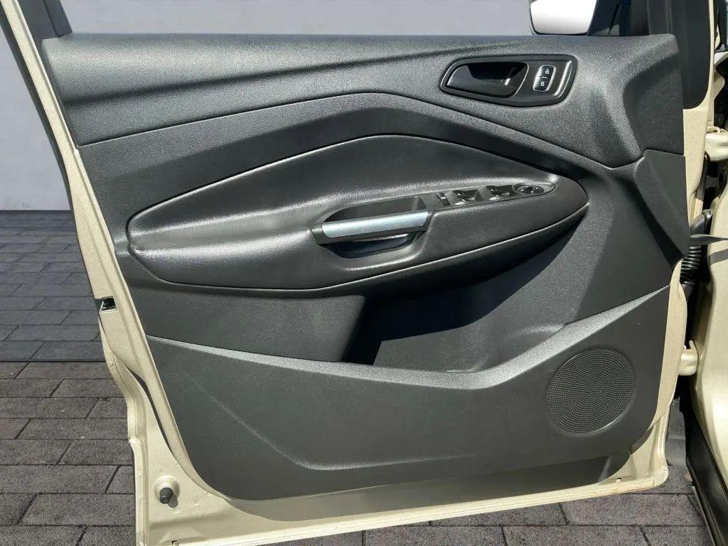 used 2017 Ford Escape car, priced at $8,984
