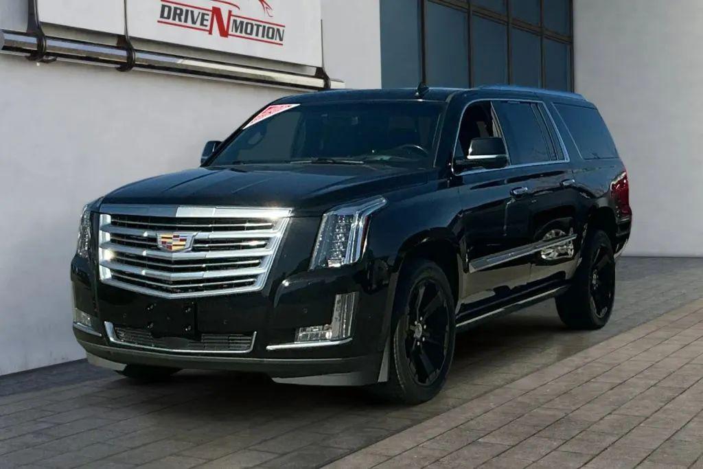 used 2019 Cadillac Escalade ESV car, priced at $35,984