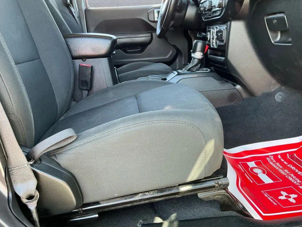 used 2018 Jeep Wrangler Unlimited car, priced at $23,484