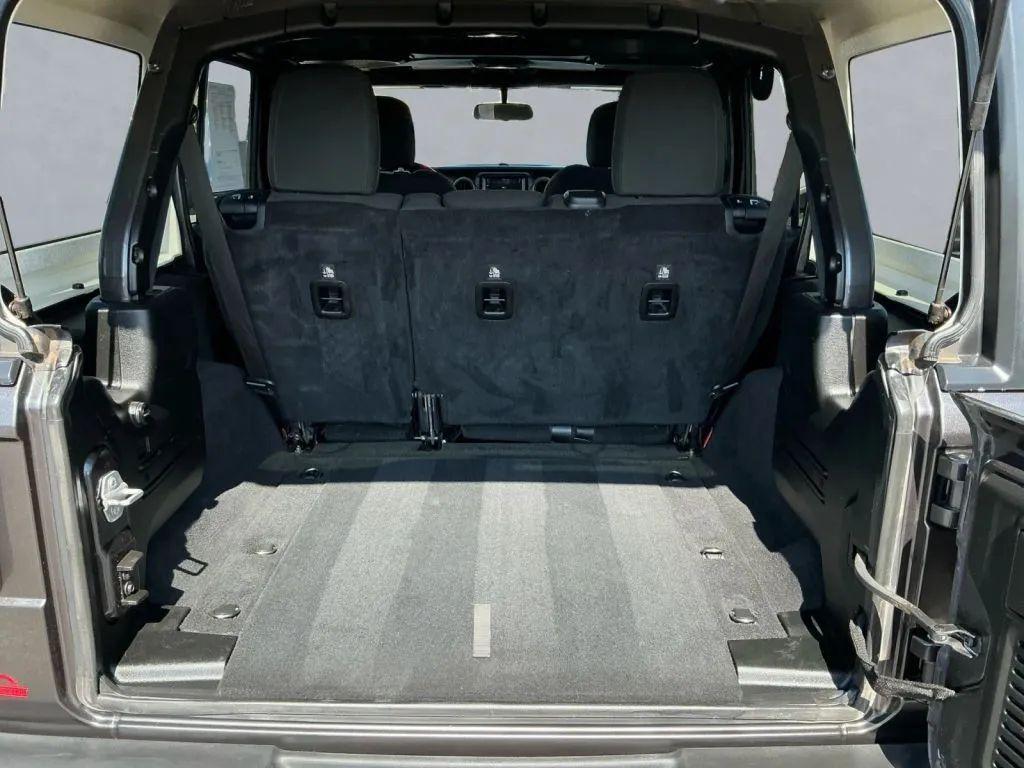 used 2018 Jeep Wrangler Unlimited car, priced at $23,484