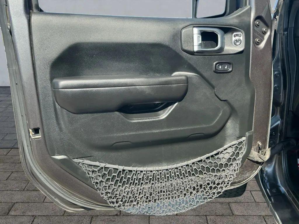 used 2018 Jeep Wrangler Unlimited car, priced at $23,484