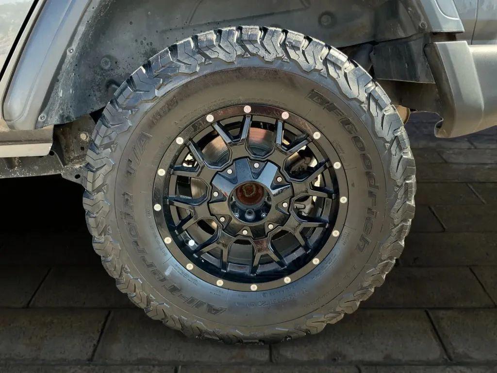 used 2018 Jeep Wrangler Unlimited car, priced at $23,484