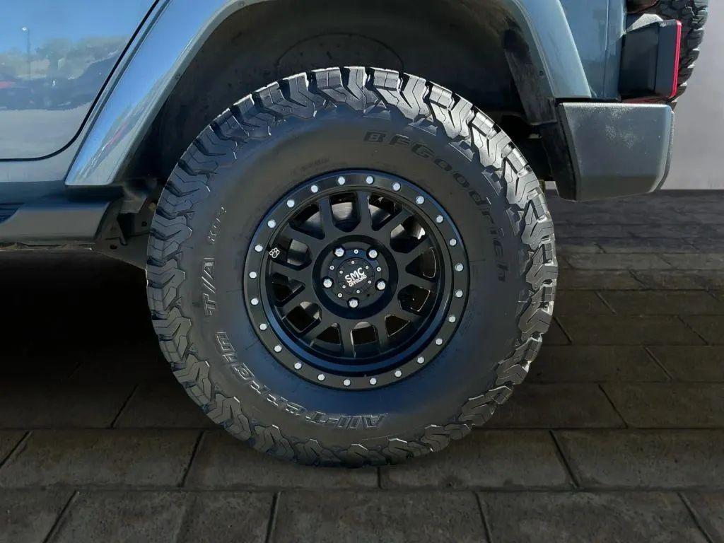 used 2015 Jeep Wrangler Unlimited car, priced at $19,984