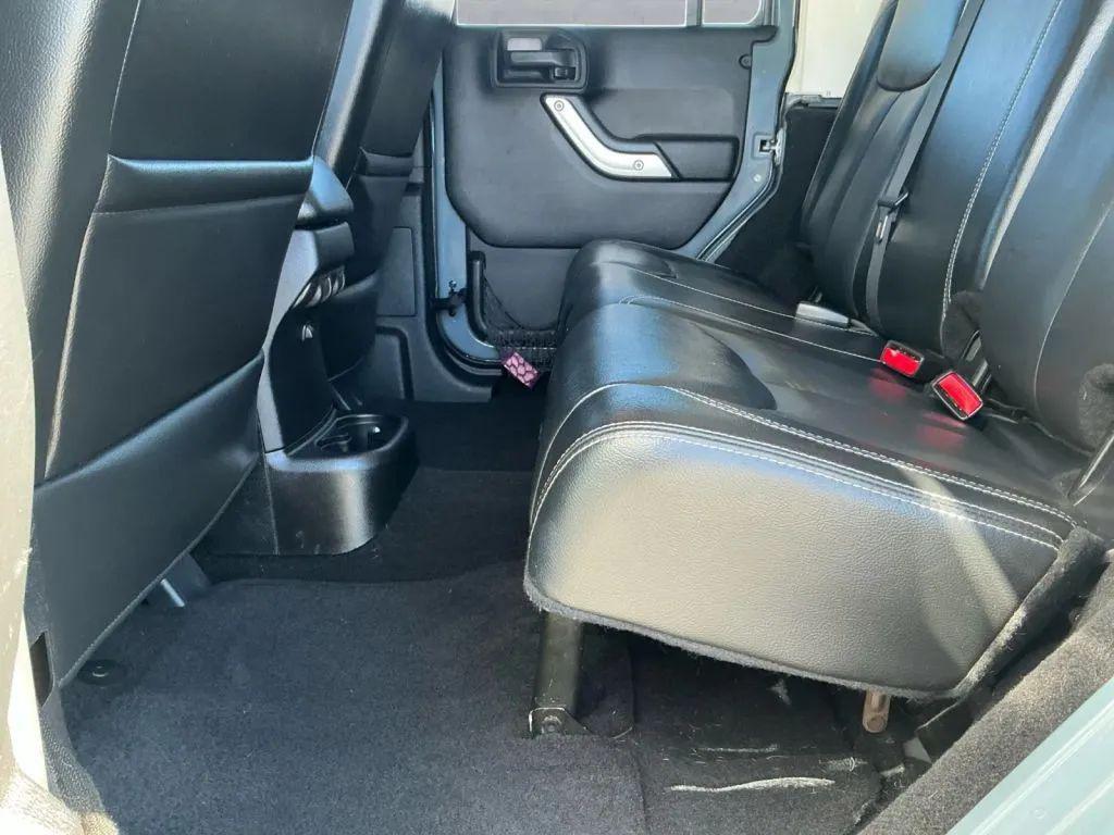 used 2015 Jeep Wrangler Unlimited car, priced at $19,984