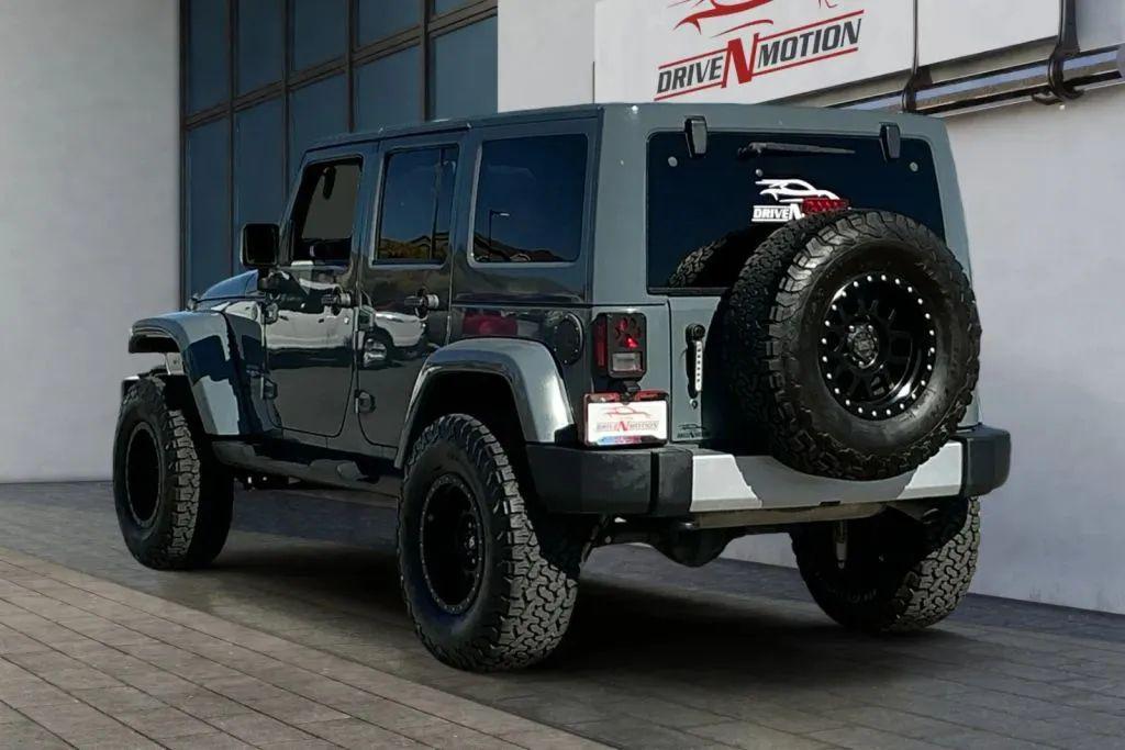 used 2015 Jeep Wrangler Unlimited car, priced at $19,984