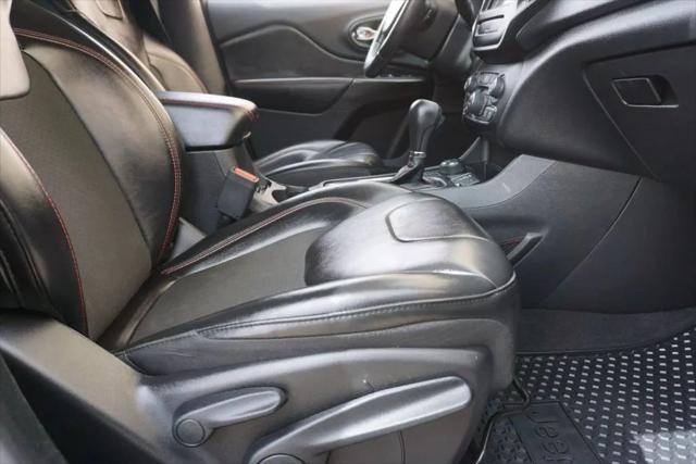 used 2019 Jeep Cherokee car, priced at $22,984
