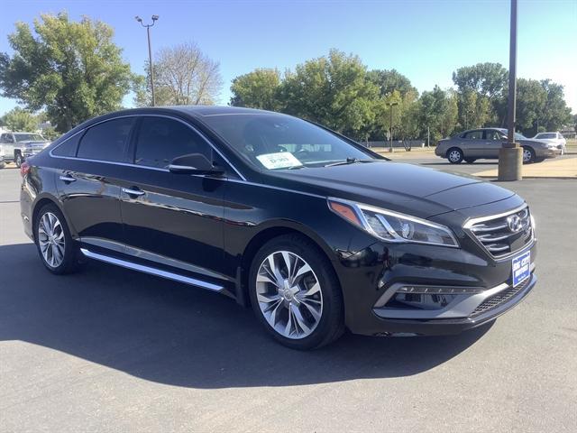 used 2017 Hyundai Sonata car