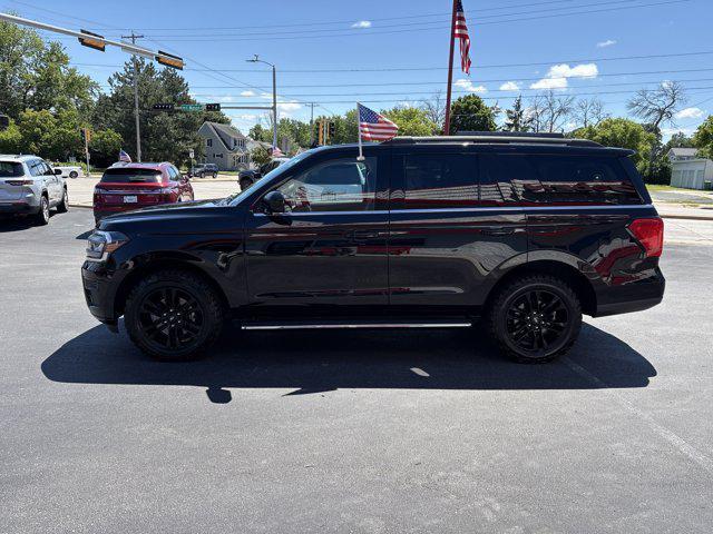 used 2022 Ford Expedition car, priced at $35,995