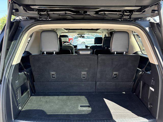 used 2022 Ford Expedition car, priced at $35,995