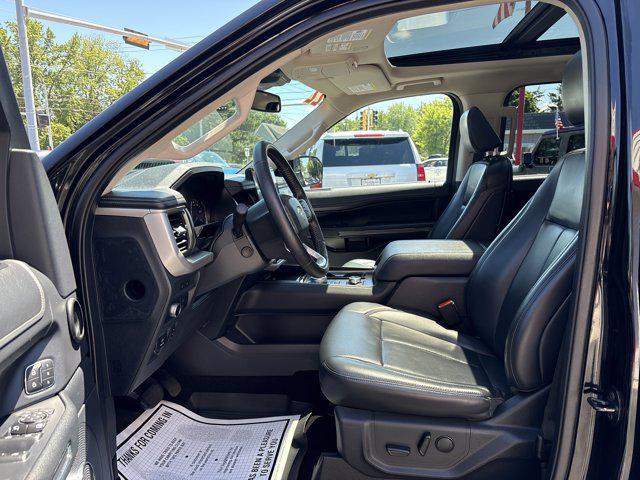 used 2022 Ford Expedition car, priced at $35,995