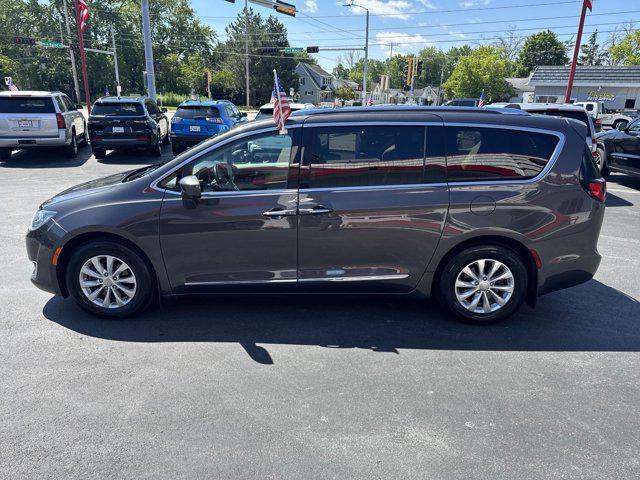 used 2019 Chrysler Pacifica car, priced at $17,995