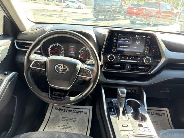 used 2020 Toyota Highlander car, priced at $24,995