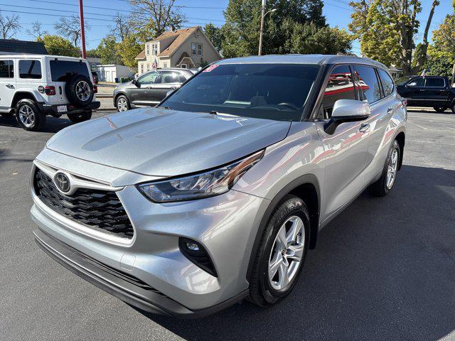 used 2020 Toyota Highlander car, priced at $24,995