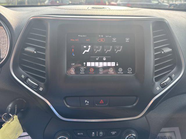 used 2020 Jeep Cherokee car, priced at $16,995