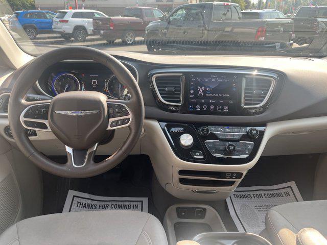 used 2020 Chrysler Pacifica car, priced at $15,995