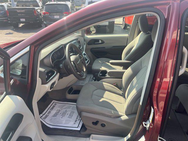 used 2020 Chrysler Pacifica car, priced at $15,995