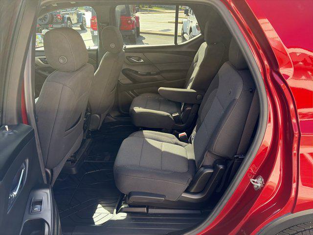 used 2023 Chevrolet Traverse car, priced at $32,995