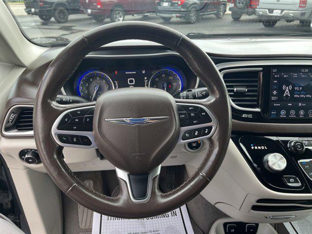 used 2020 Chrysler Pacifica car, priced at $15,995