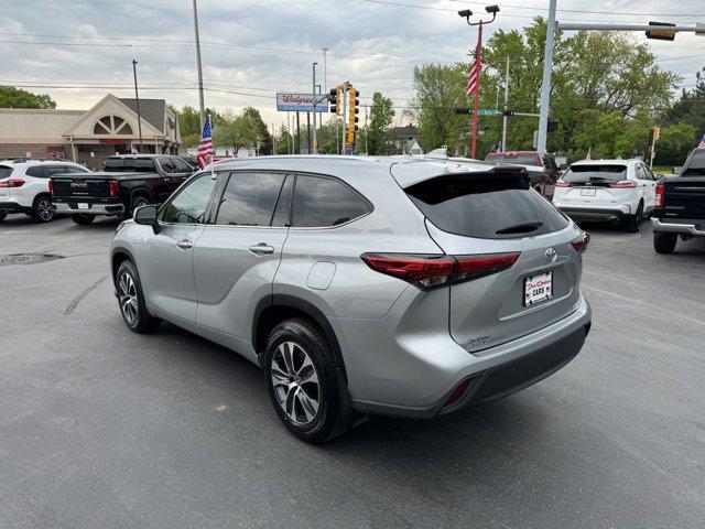 used 2021 Toyota Highlander car, priced at $31,995