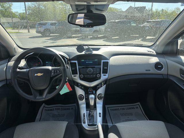 used 2014 Chevrolet Cruze car, priced at $7,995
