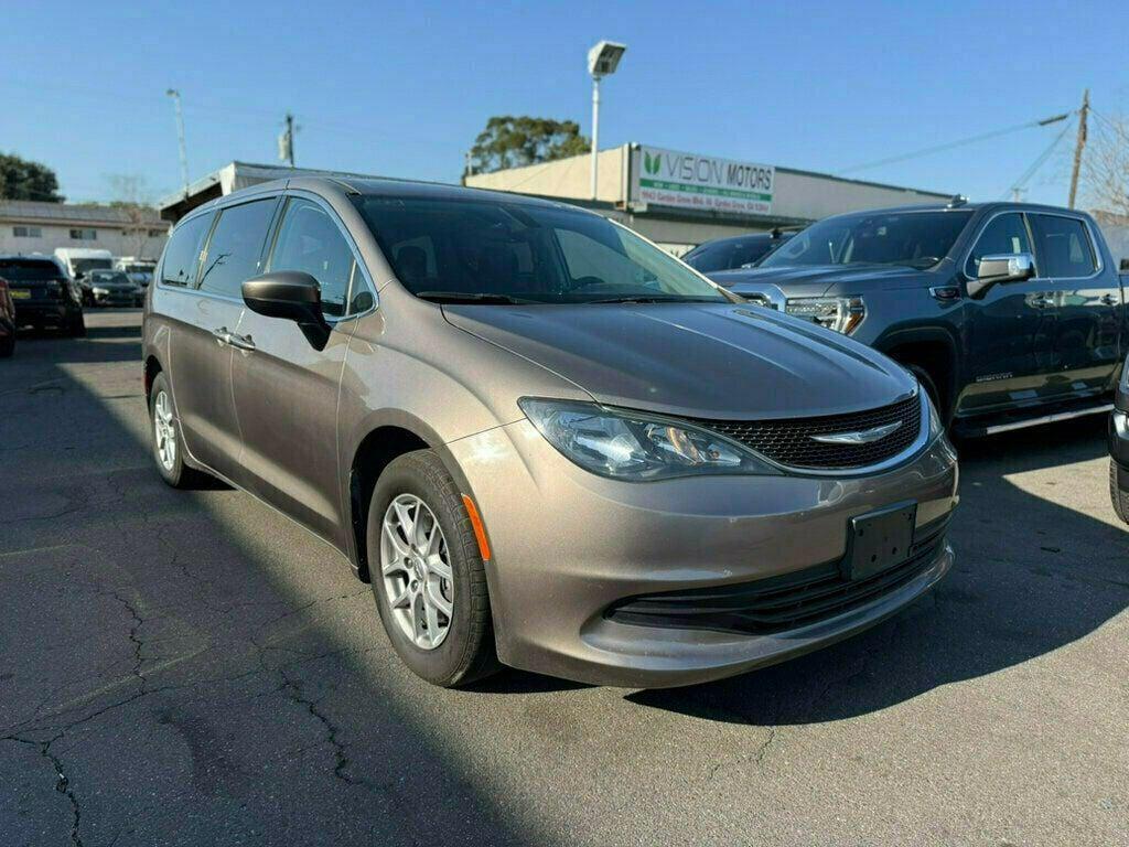 used 2017 Chrysler Pacifica car, priced at $12,698