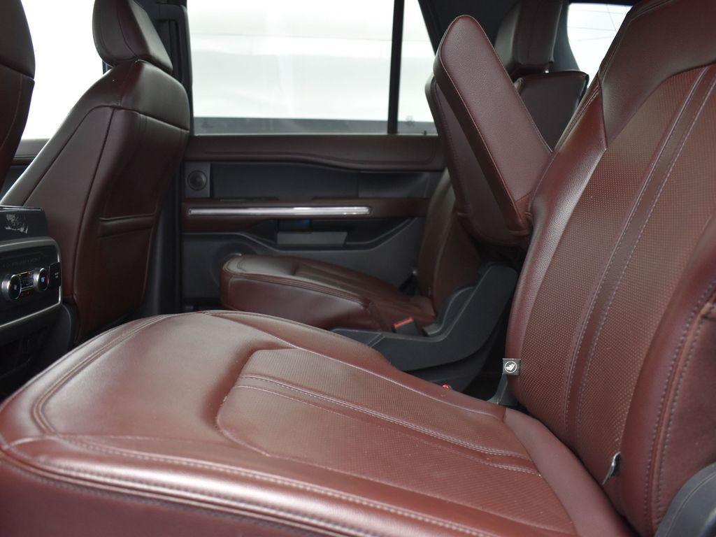used 2023 Ford Expedition car, priced at $45,756