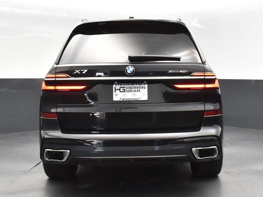 new 2025 BMW X7 car, priced at $96,300